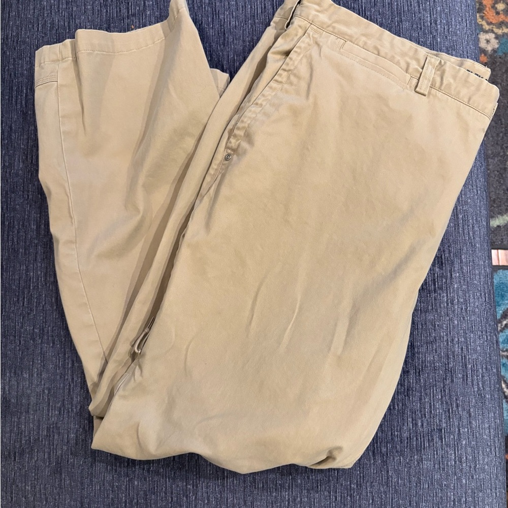 Duluth Flex Ballroom Khakis (48 x 32)
